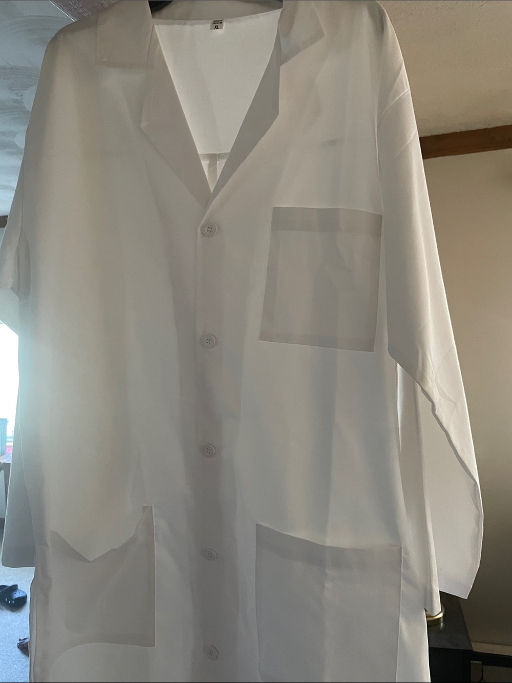 Men's White Lightweight Button-Front Shirt Jacket
